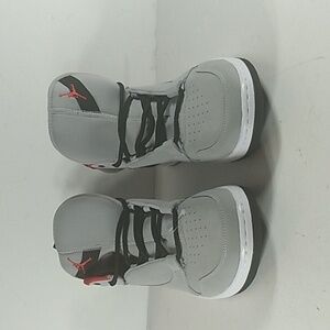 New, Nike Air Jordan Fadeaway That's Wolf Gray Size 11.5 Tetro...The Goat"